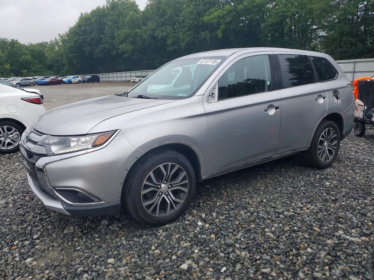 2018 MITSUBISHI OUTLANDER SE