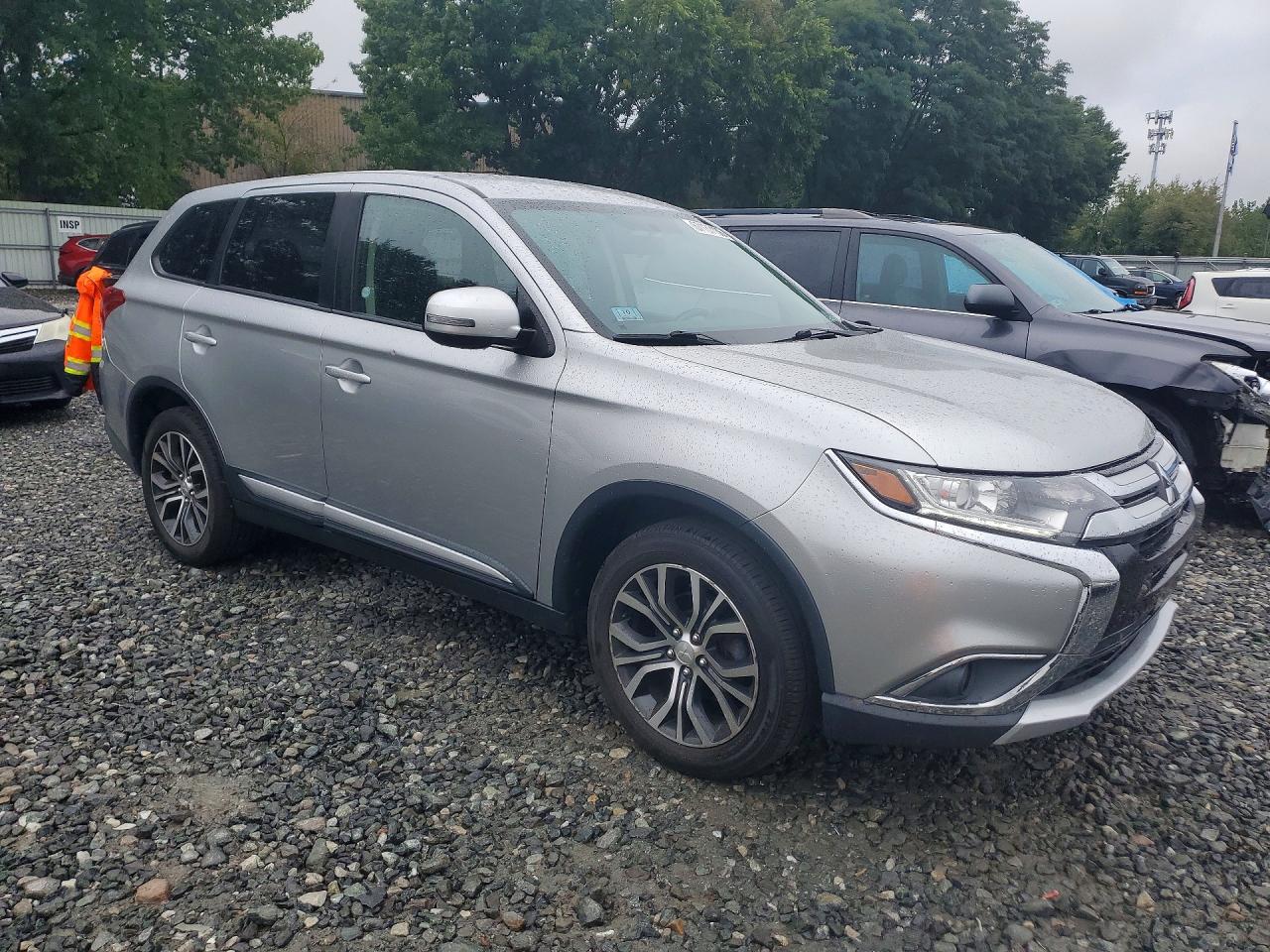 2018 MITSUBISHI OUTLANDER SE — снимка 4