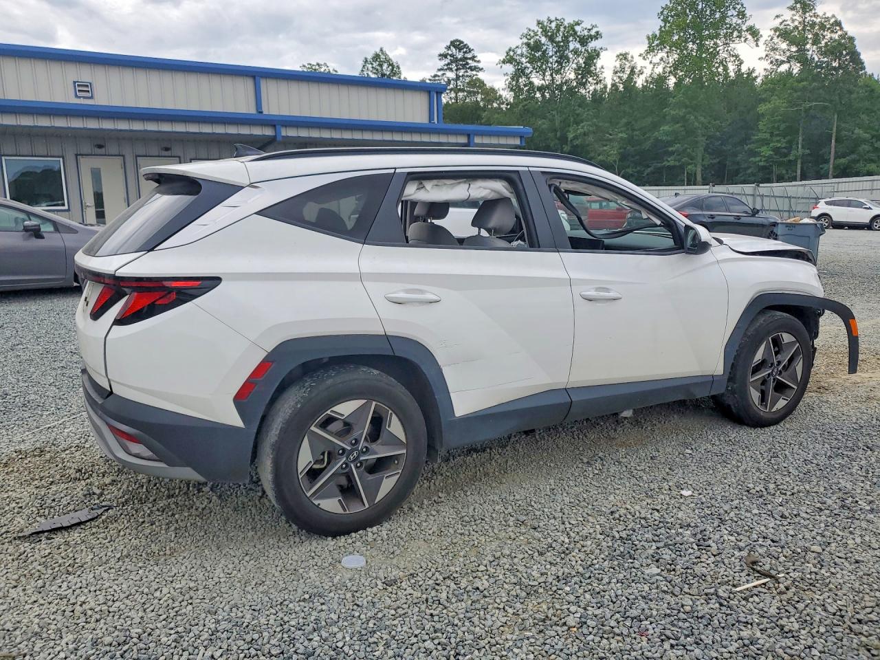 2025 HYUNDAI TUCSON SEL — снимка 3