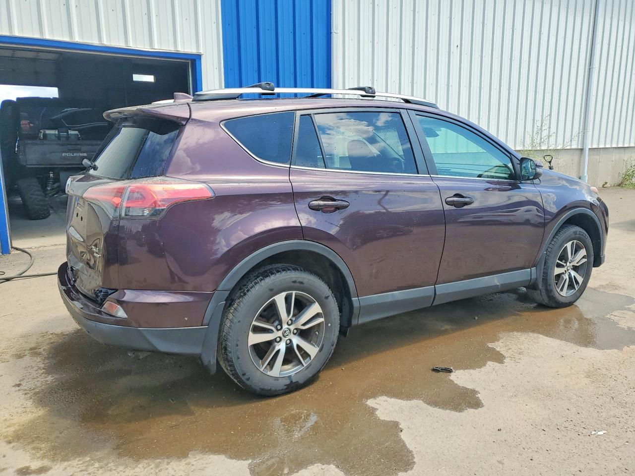 2017 TOYOTA RAV4 XLE — снимка 3