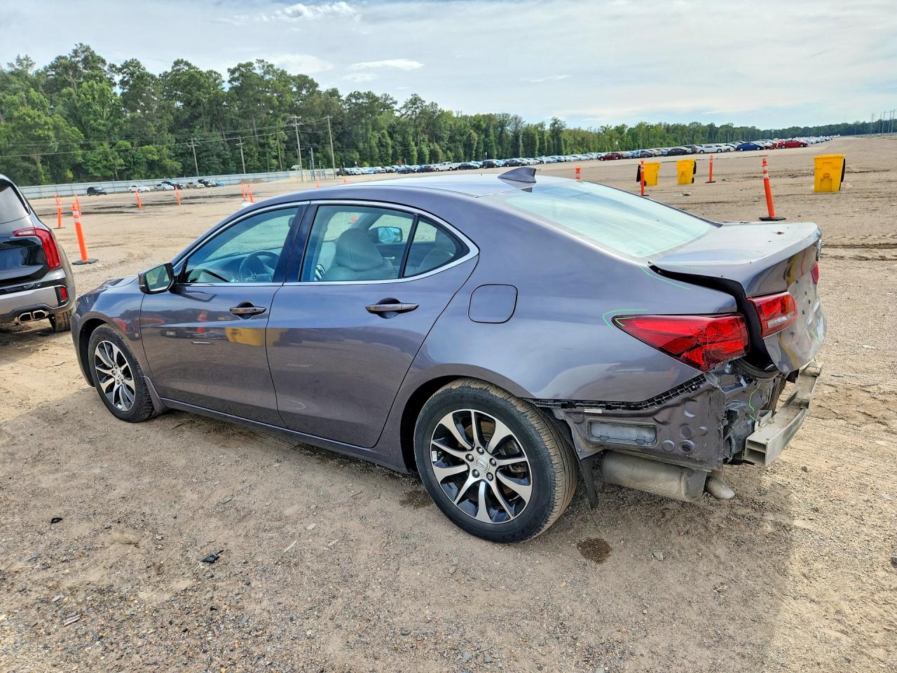 2017 ACURA TLX — снимка 2