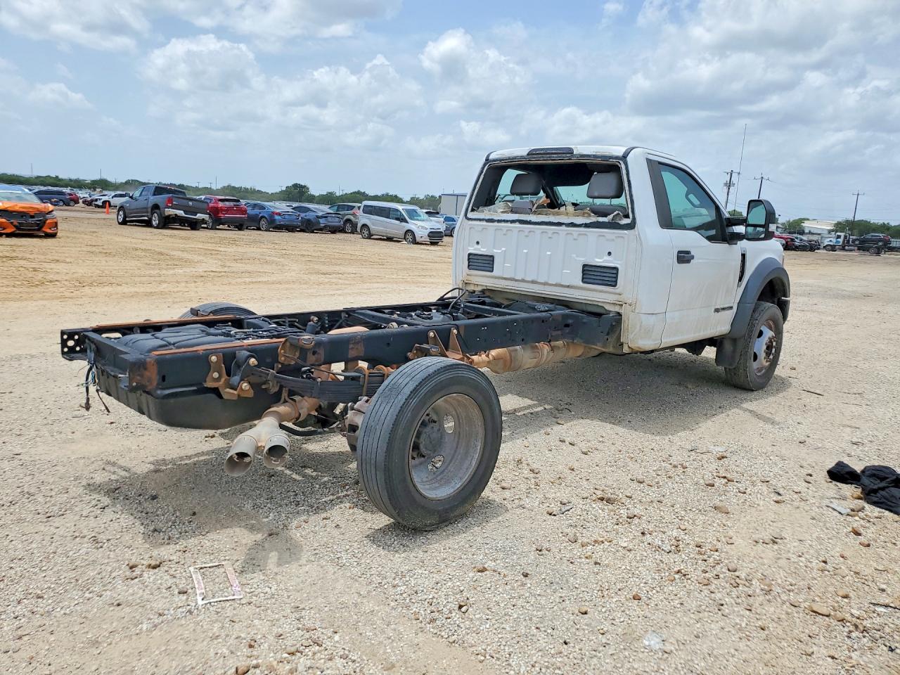 2019 FORD F550 SUPER DUTY STRIPPED CHASSIS — снимка 3