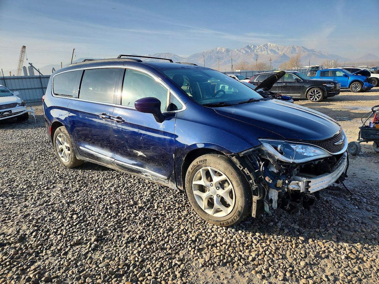 2017 CHRYSLER PACIFICA TOURING L — снимка 4