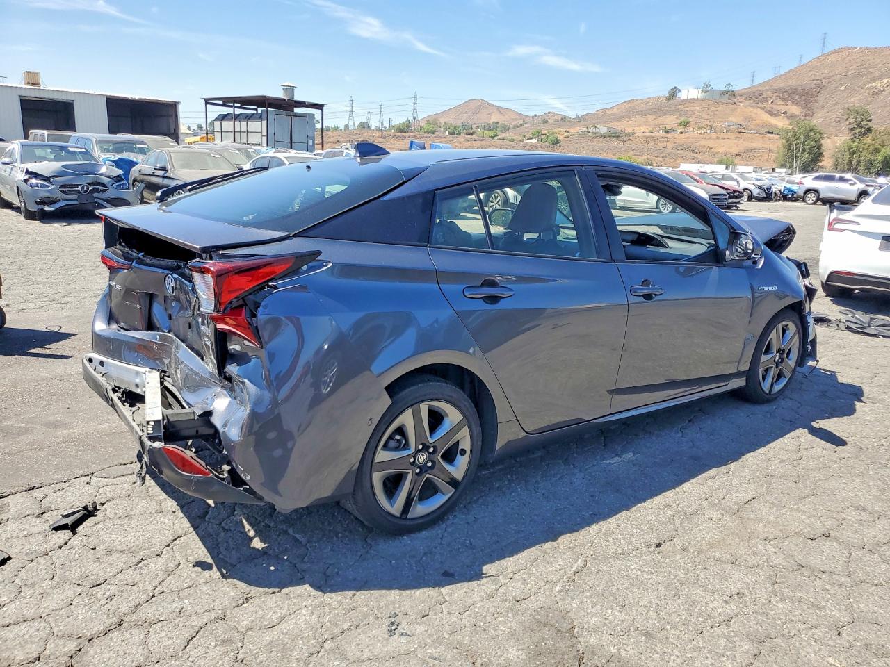 2022 TOYOTA PRIUS XLE — снимка 3