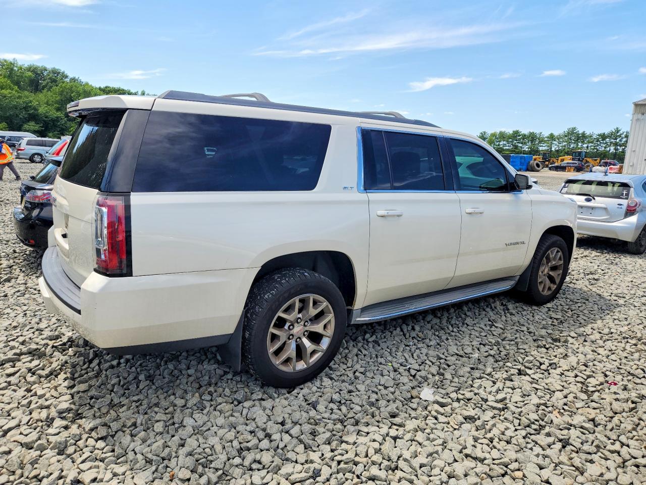 2015 GMC YUKON XL K1500 SLT — снимка 3