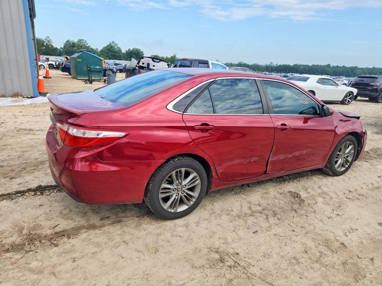2015 TOYOTA CAMRY SE — снимка 3
