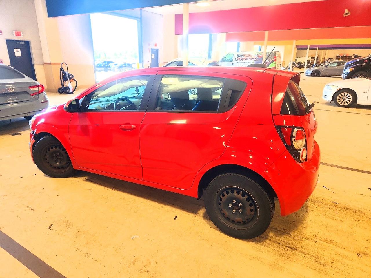 2015 CHEVROLET SONIC LS — снимка 2