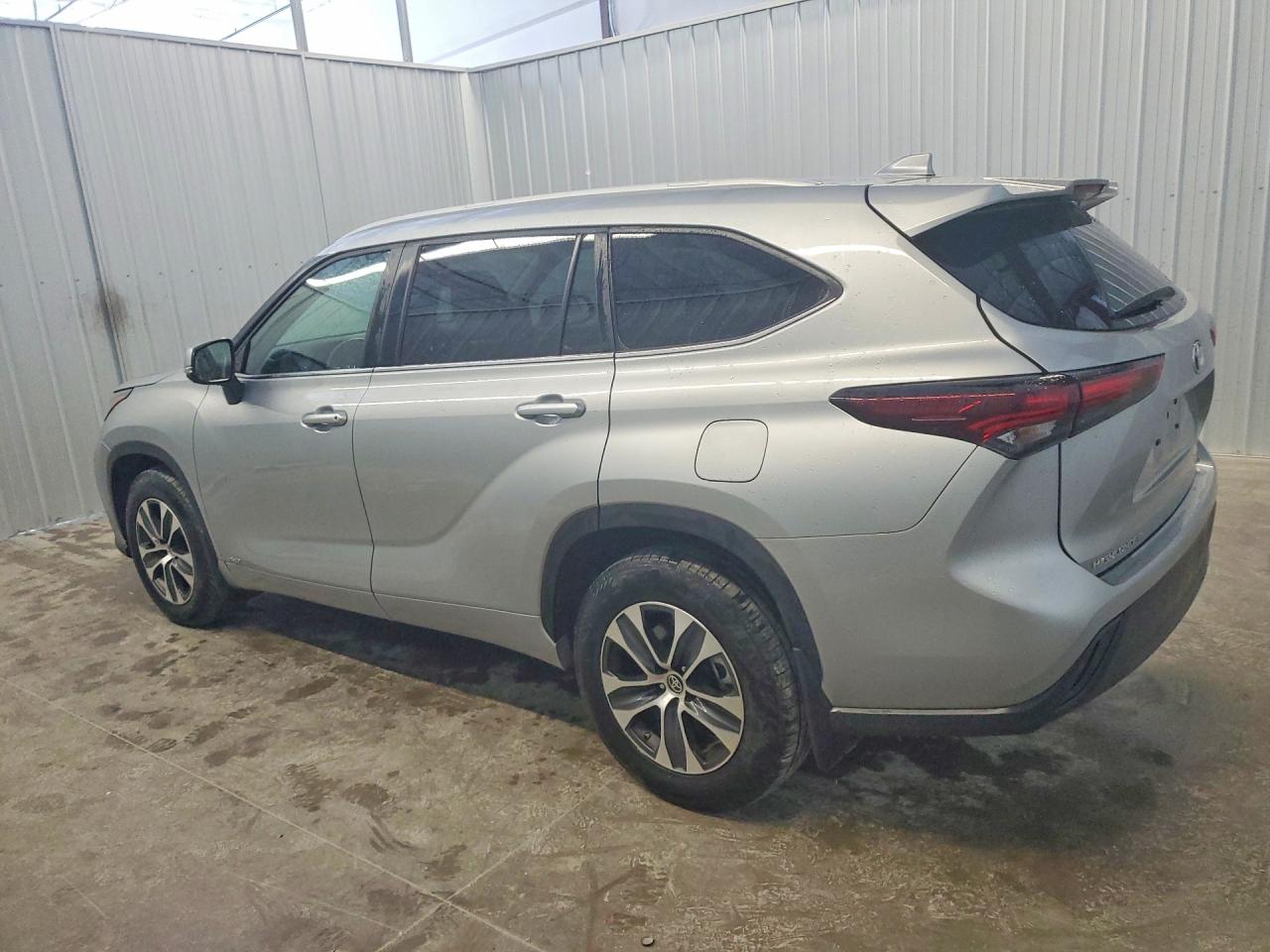 2024 TOYOTA HIGHLANDER HYBRID XLE — снимка 2