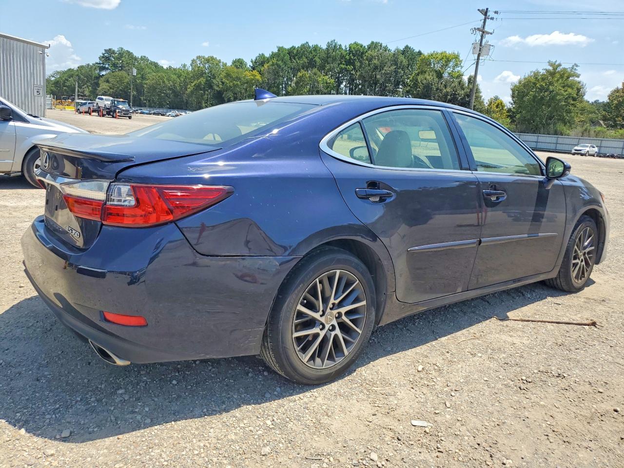 2016 LEXUS ES 350 — снимка 3