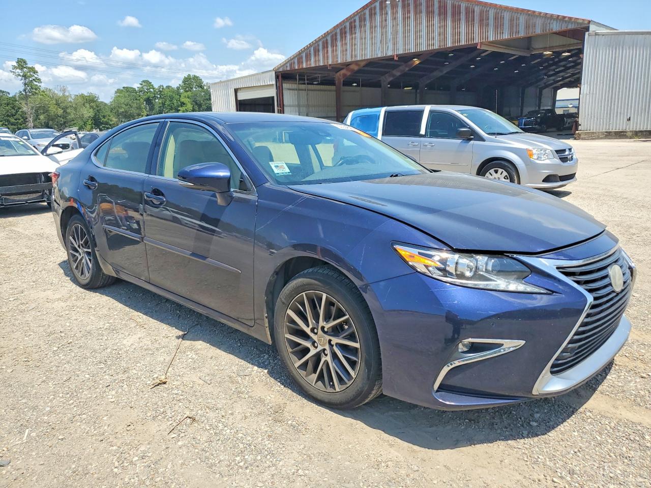 2016 LEXUS ES 350 — снимка 4