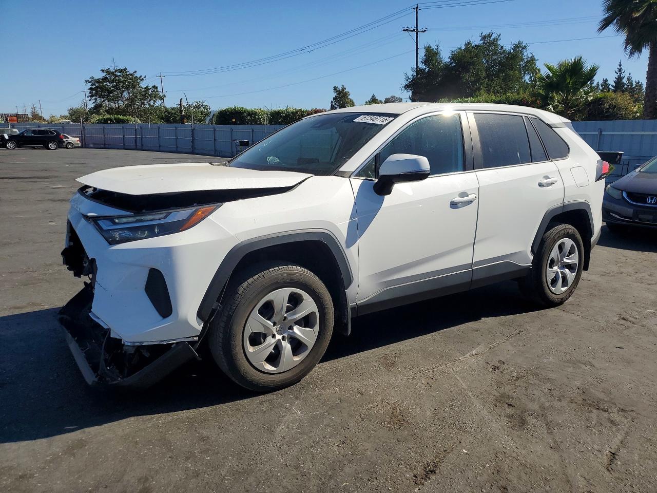 2023 TOYOTA RAV4 LE