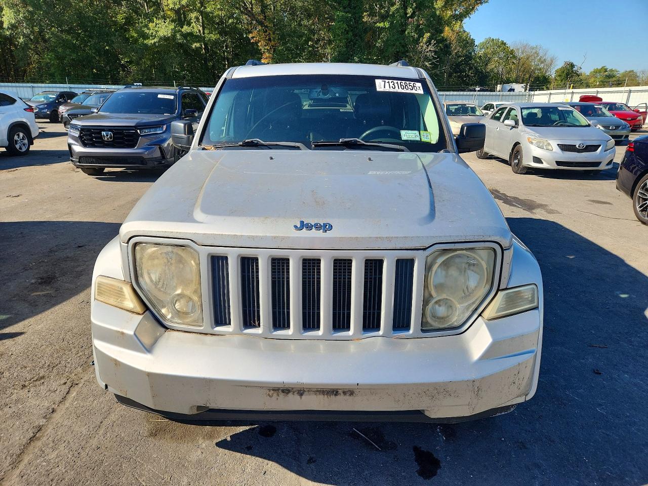 2012 JEEP LIBERTY SPORT — photo 5