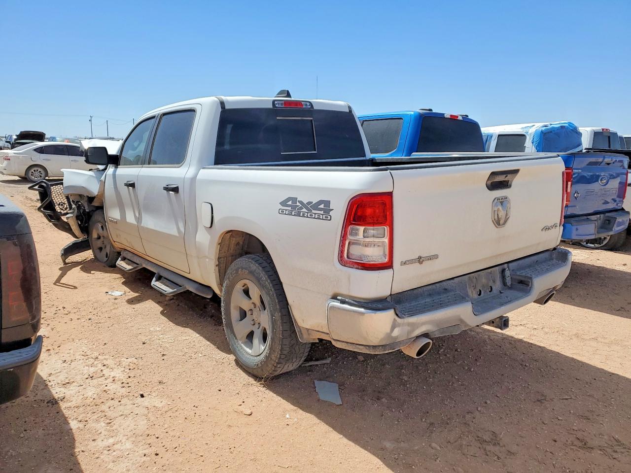 2023 RAM 1500 BIG HORN — снимка 2