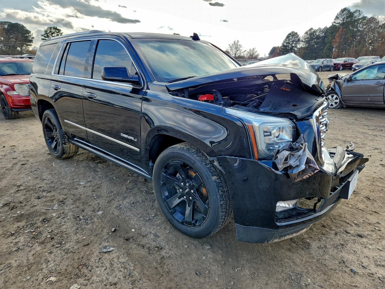 2019 GMC YUKON DENALI — снимка 4