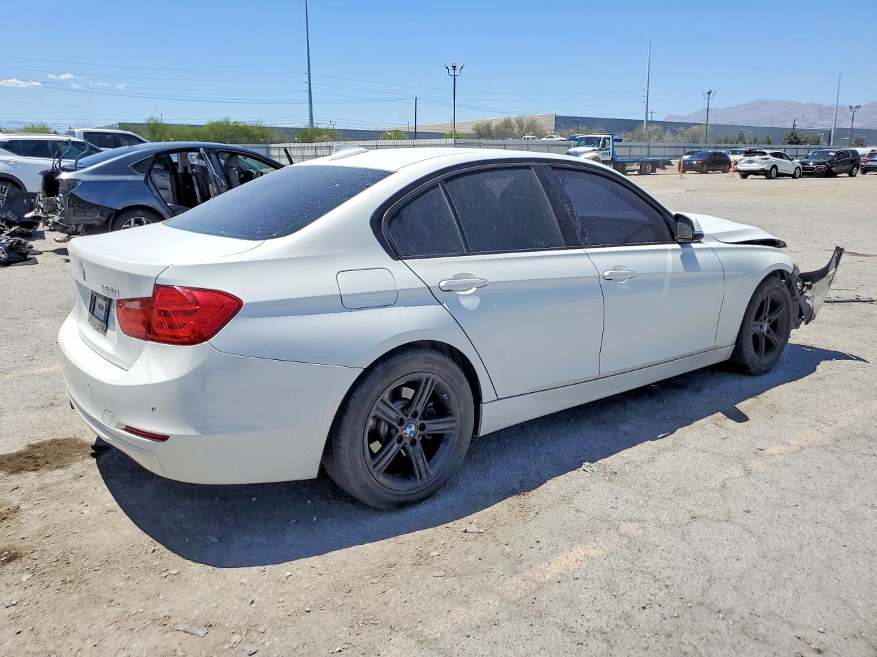 2015 BMW 328 I SULEV — снимка 3