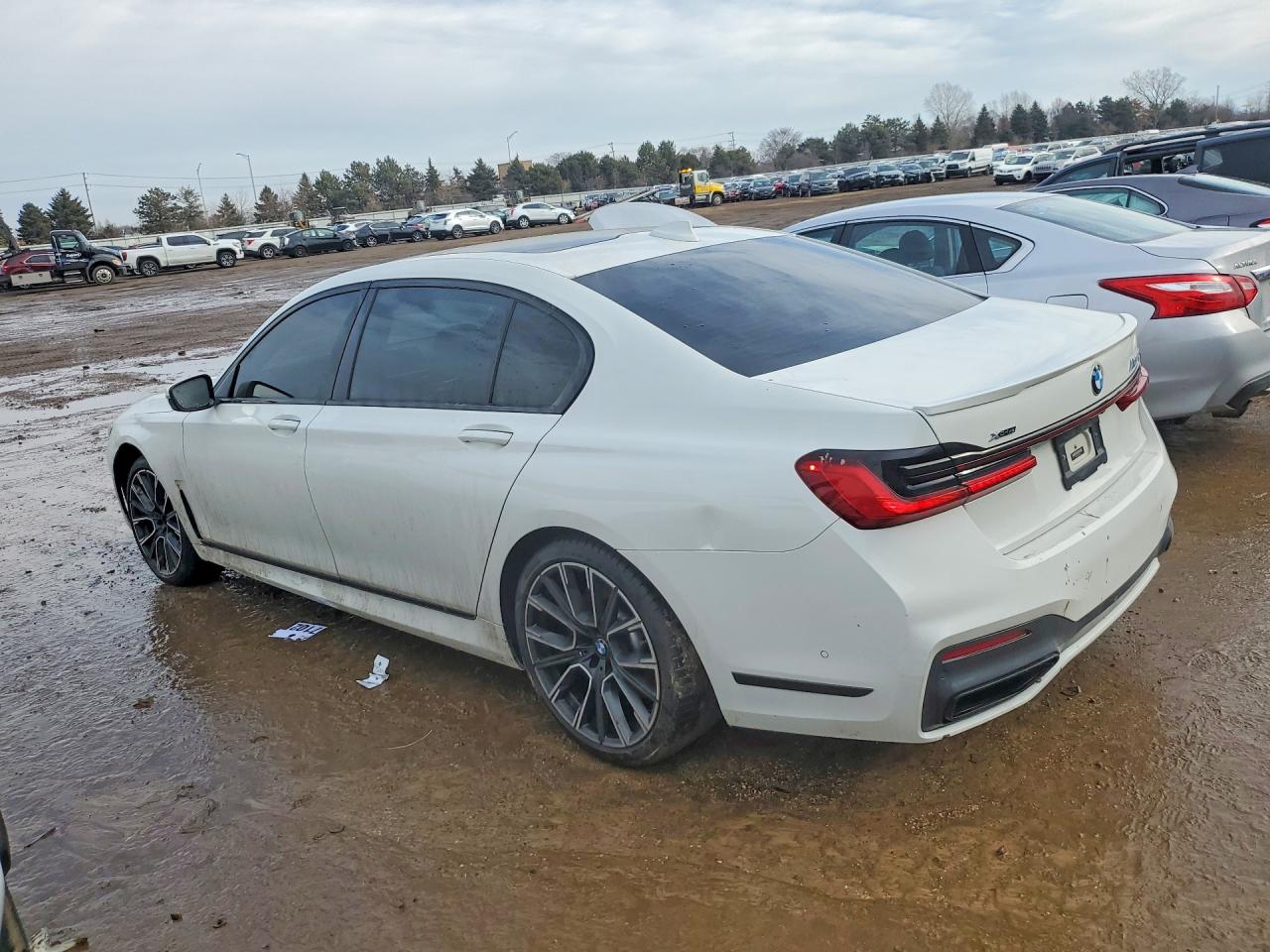 2020 BMW 750 XI — снимка 2