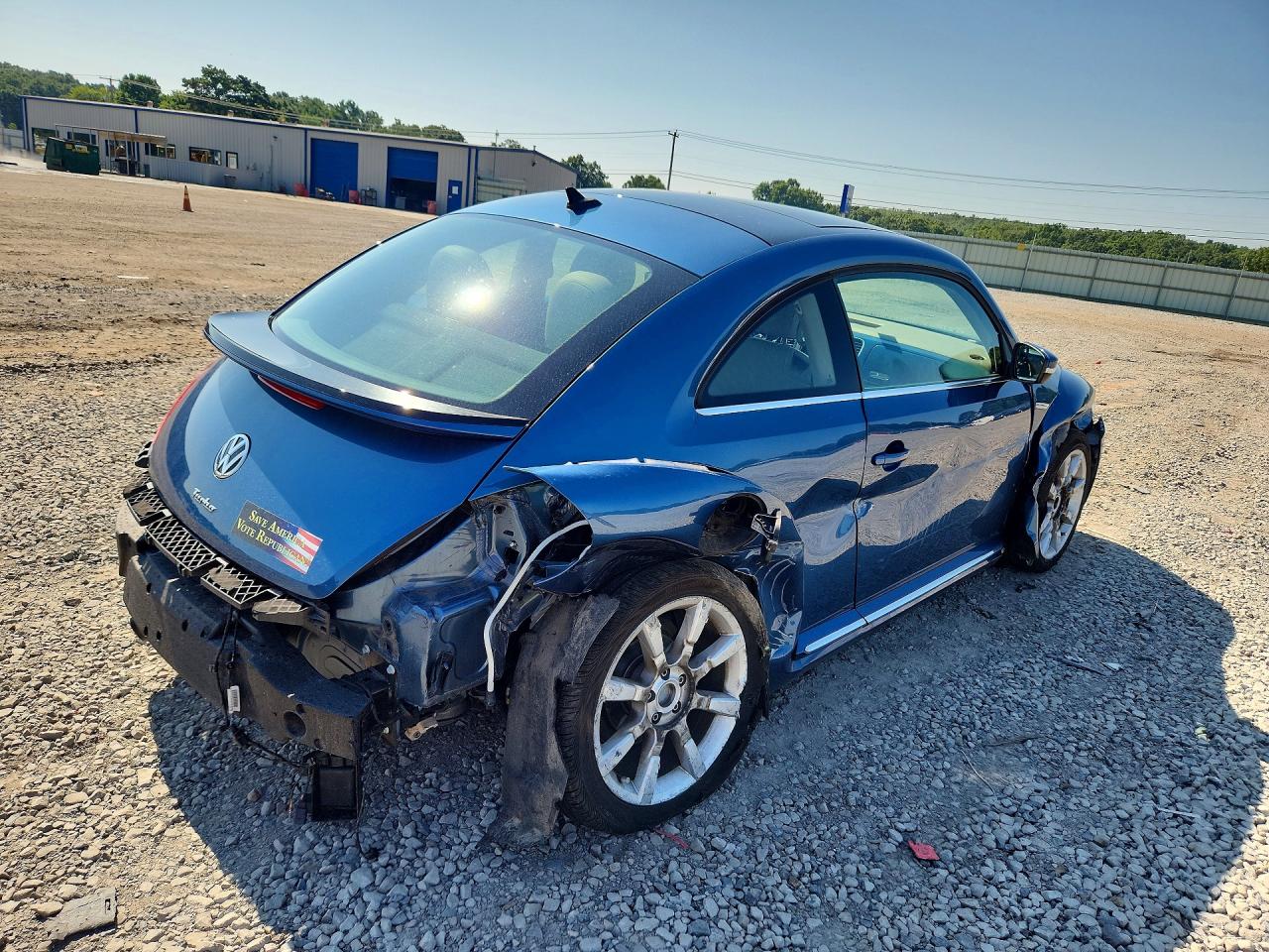 2019 VOLKSWAGEN BEETLE SE — снимка 3