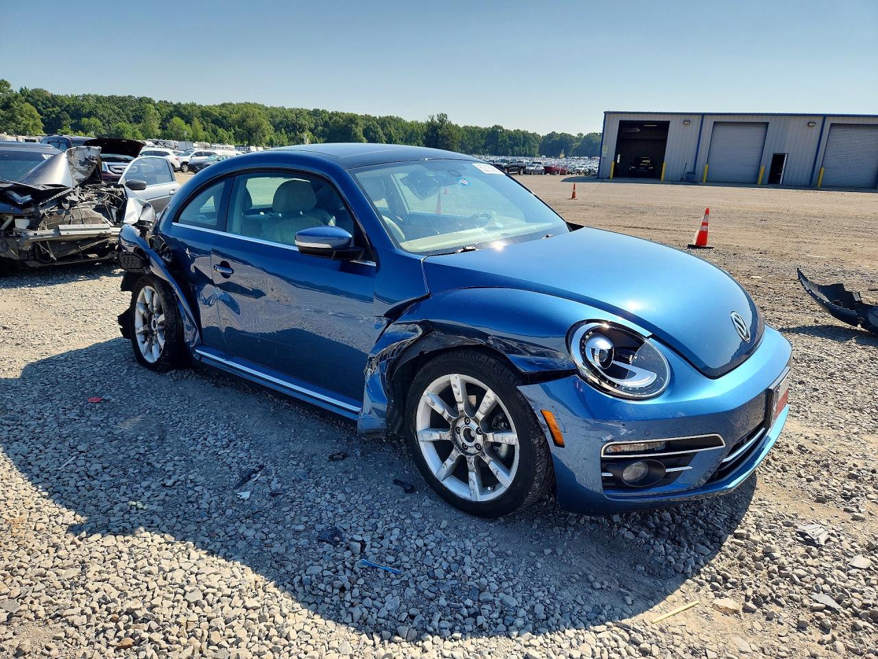 2019 VOLKSWAGEN BEETLE SE — снимка 4