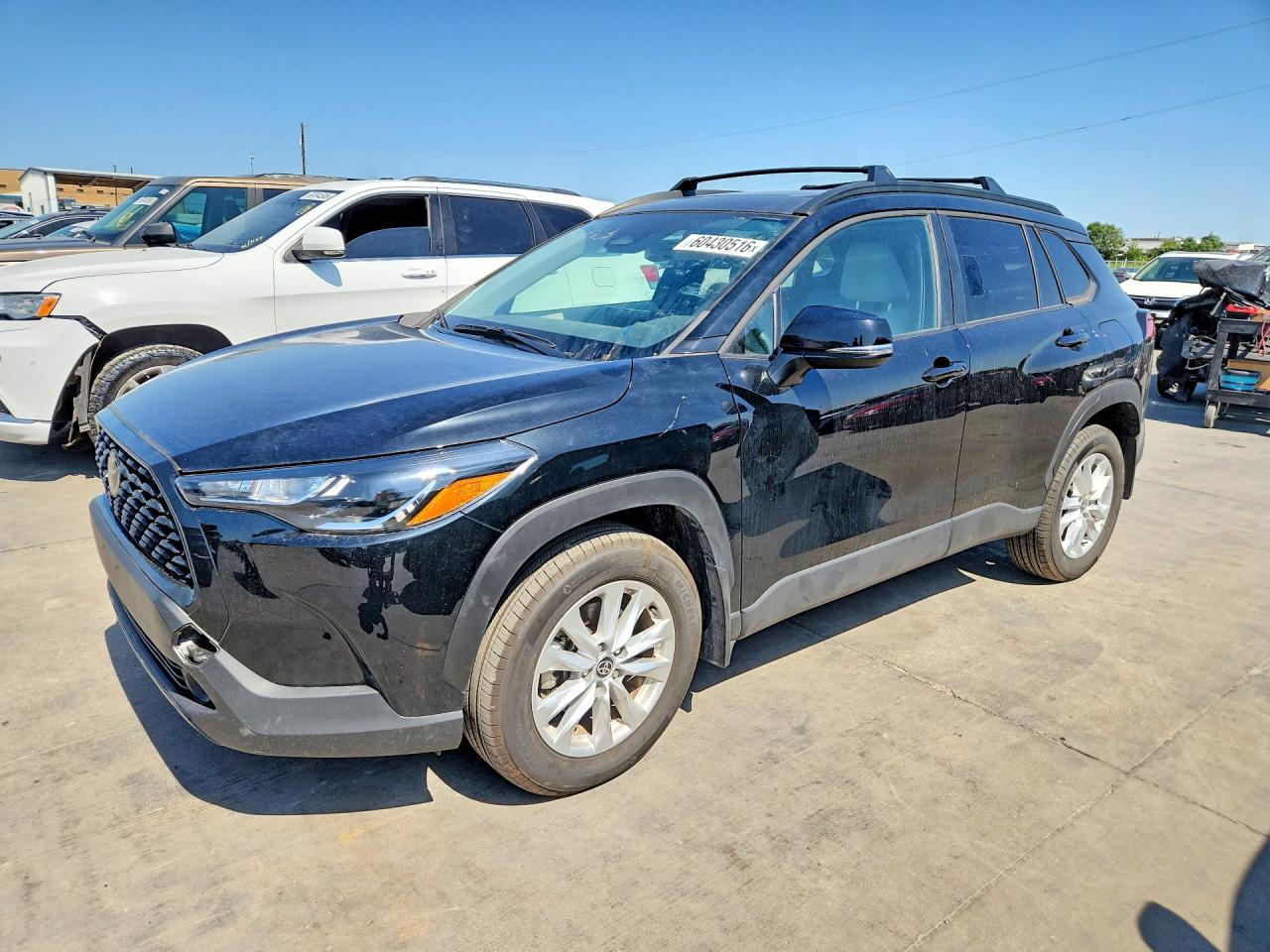 2025 TOYOTA COROLLA CROSS LE
