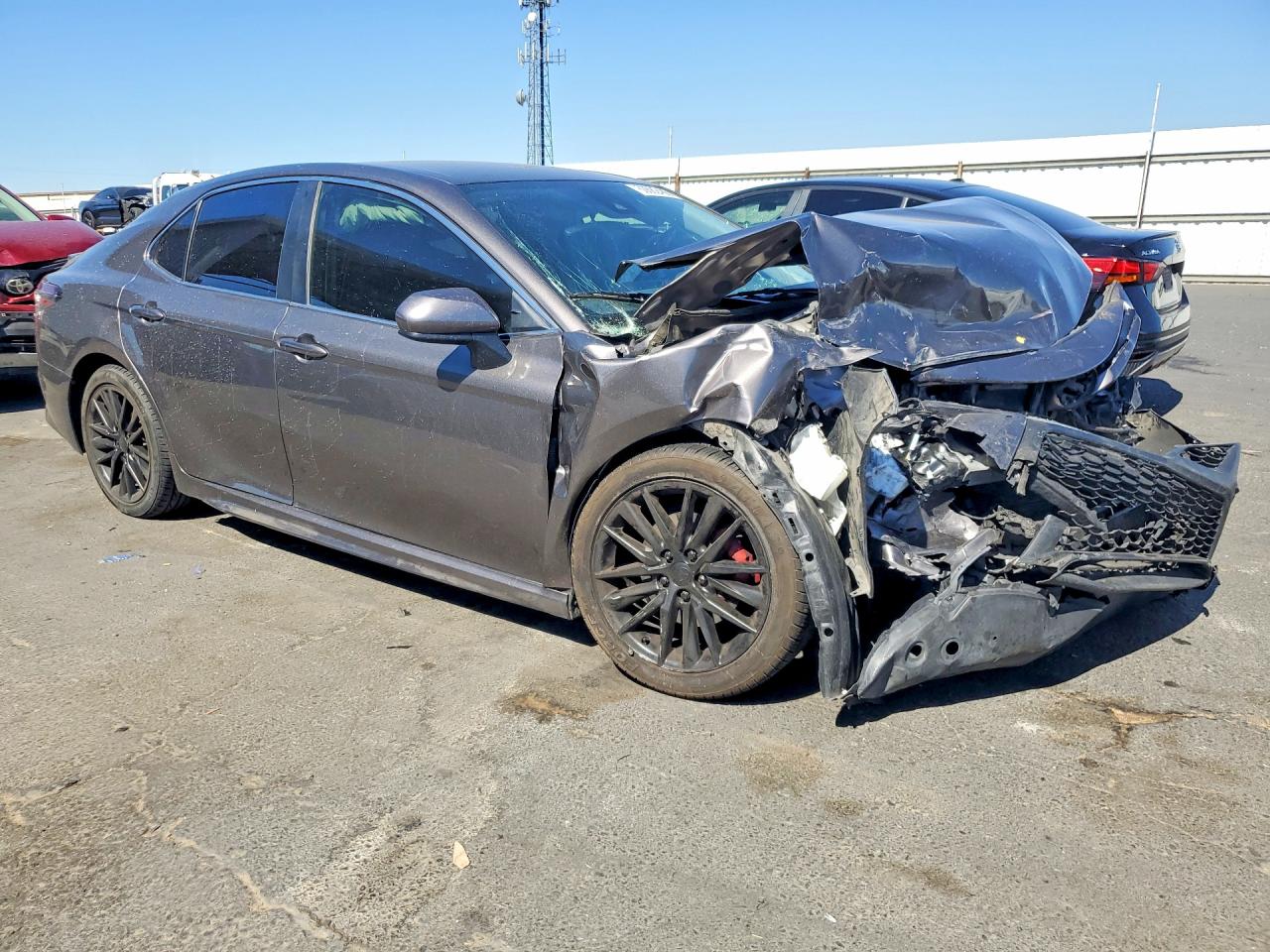 2021 TOYOTA CAMRY SE — снимка 4