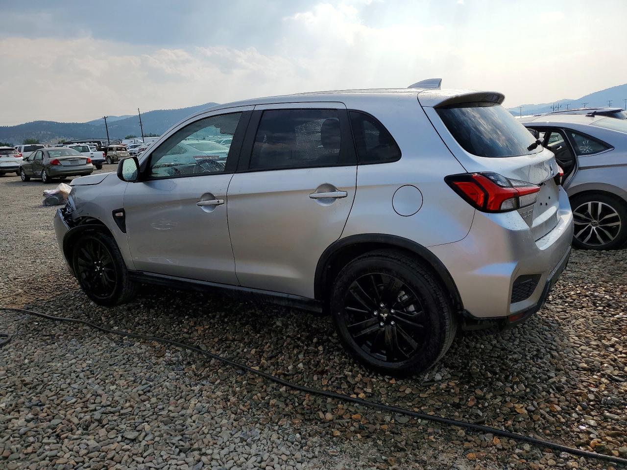 2026 MITSUBISHI OUTLANDER SPORT S/SE — снимка 2