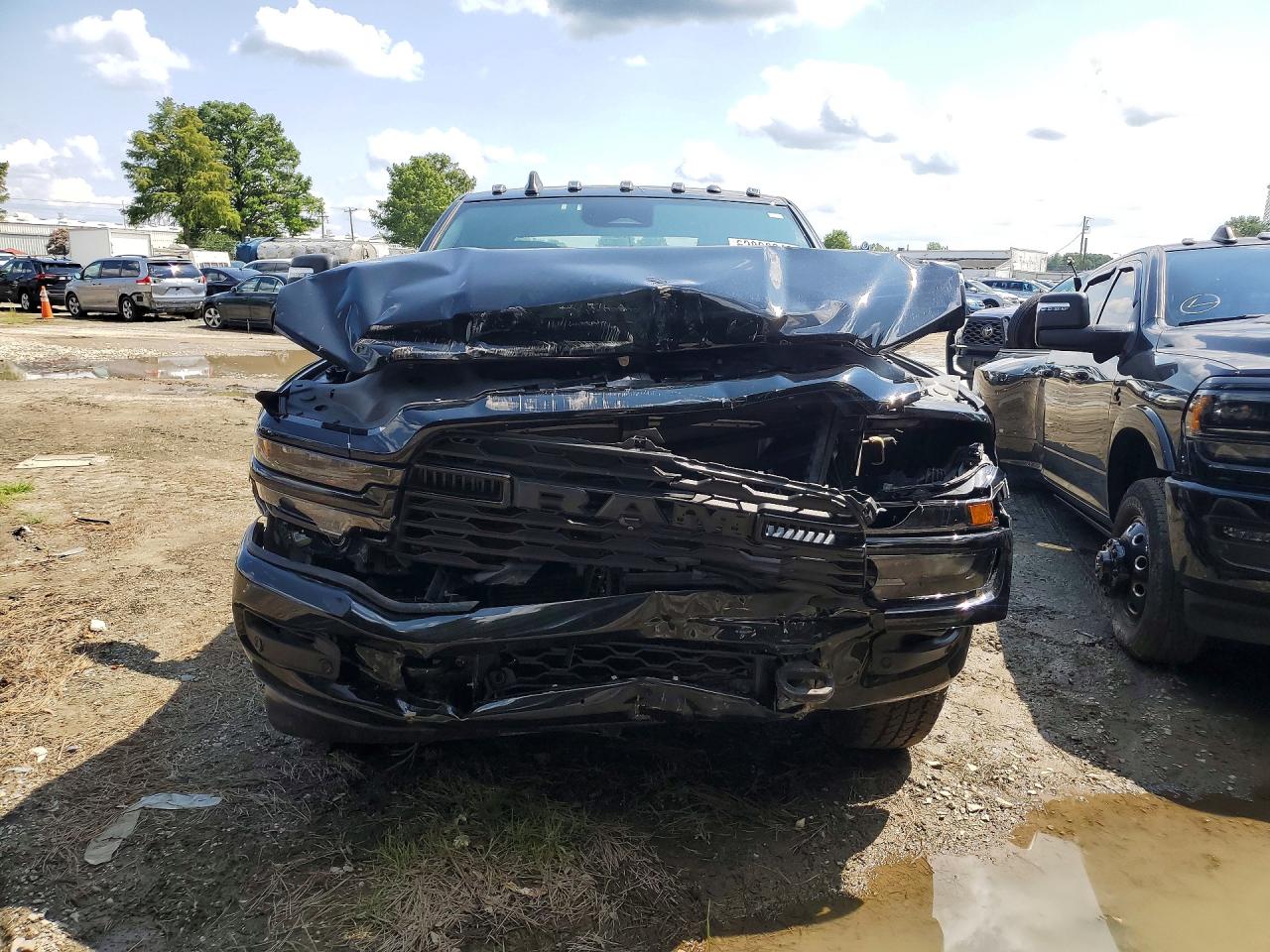 2025 RAM 3500 BIG HORN — снимка 5