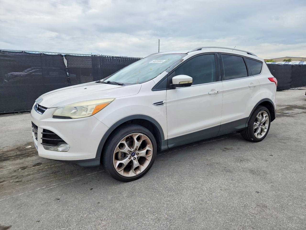 2016 FORD ESCAPE TITANIUM