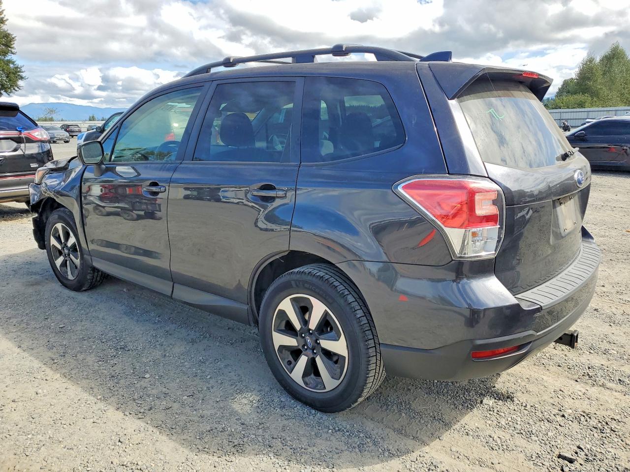 2017 SUBARU FORESTER 2.5I PREMIUM — снимка 2