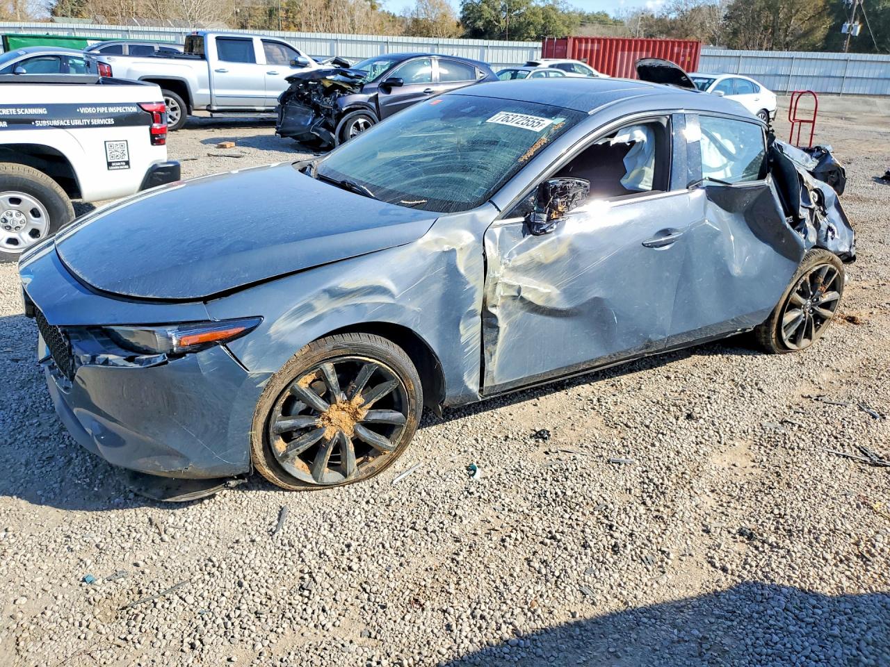2019 MAZDA 3 PREMIUM