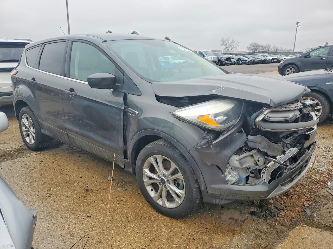 2017 FORD ESCAPE SE — снимка 4