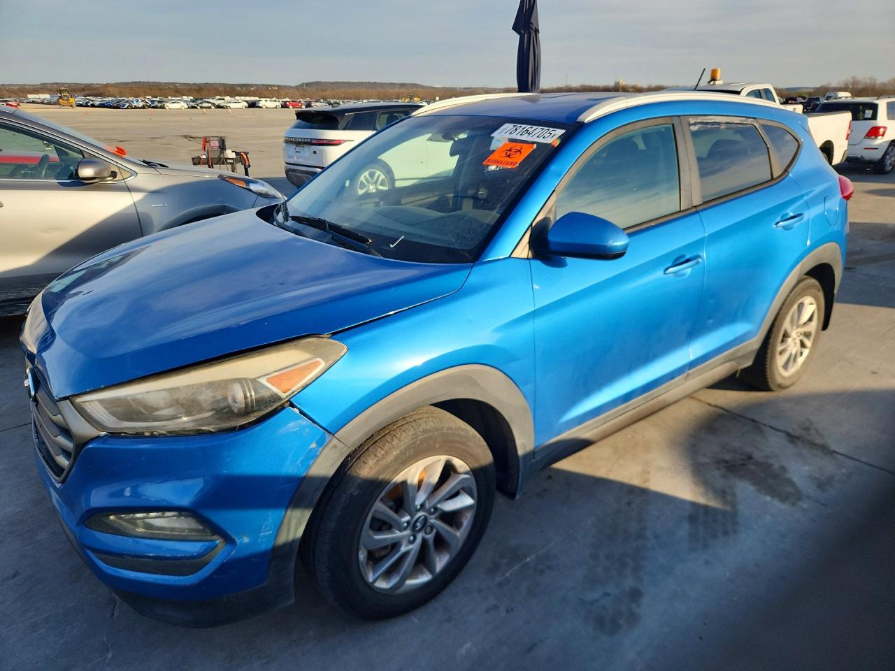 2016 HYUNDAI TUCSON SE
