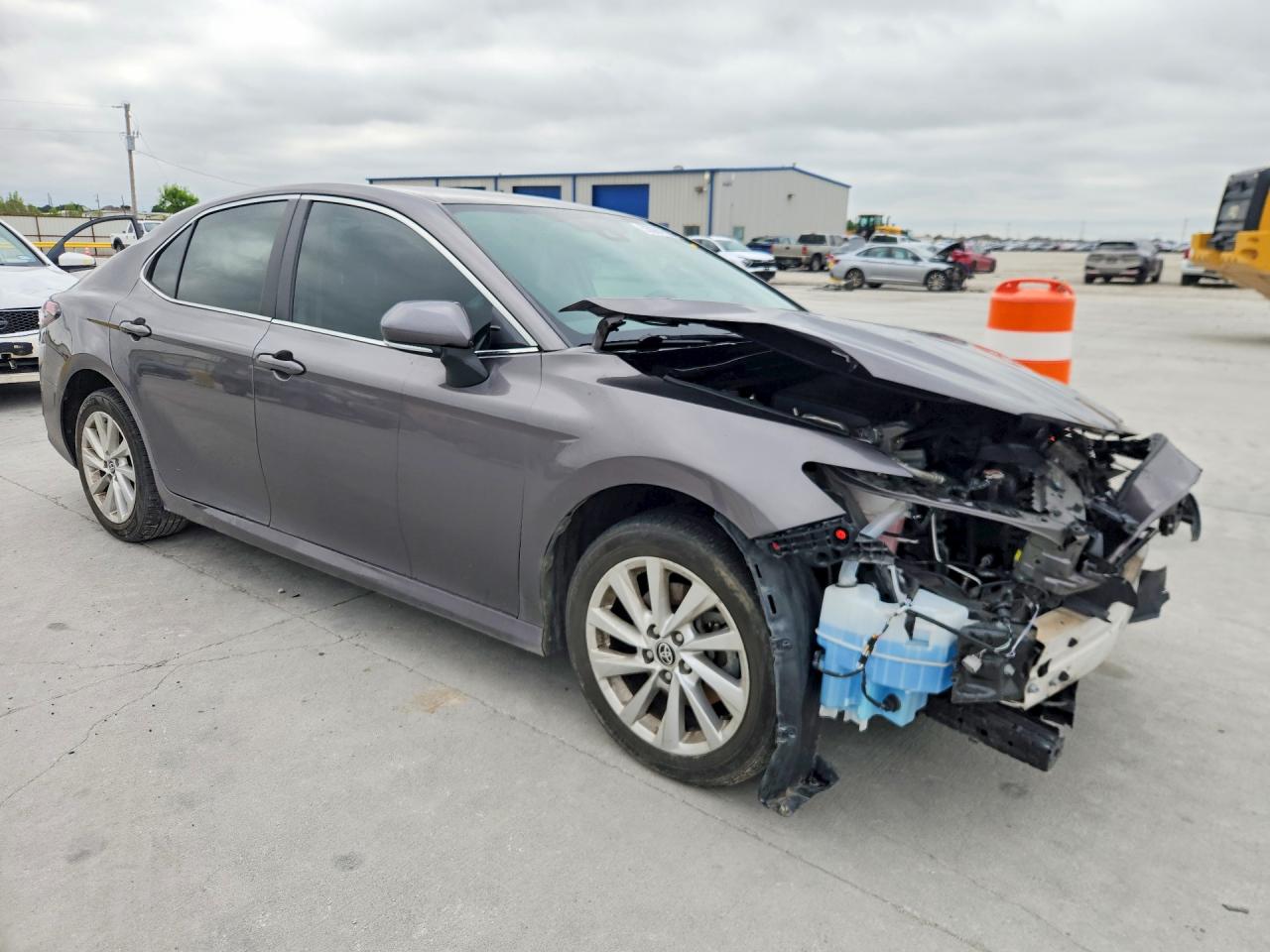 2023 TOYOTA CAMRY LE — снимка 4