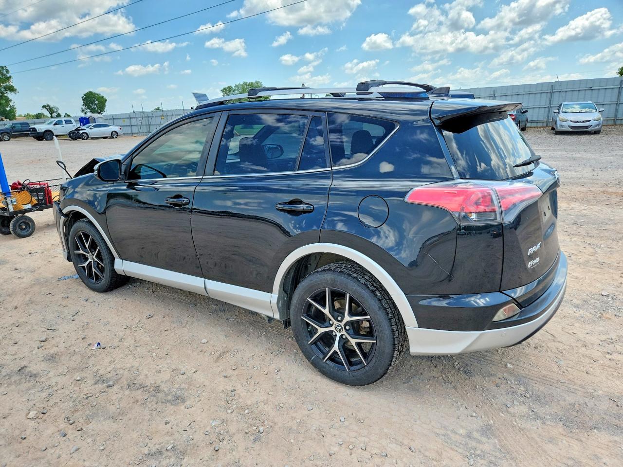 2016 TOYOTA RAV4 SE — снимка 2