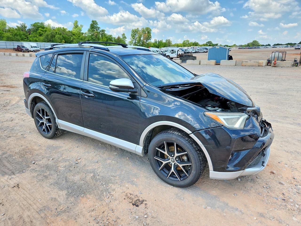 2016 TOYOTA RAV4 SE — снимка 4