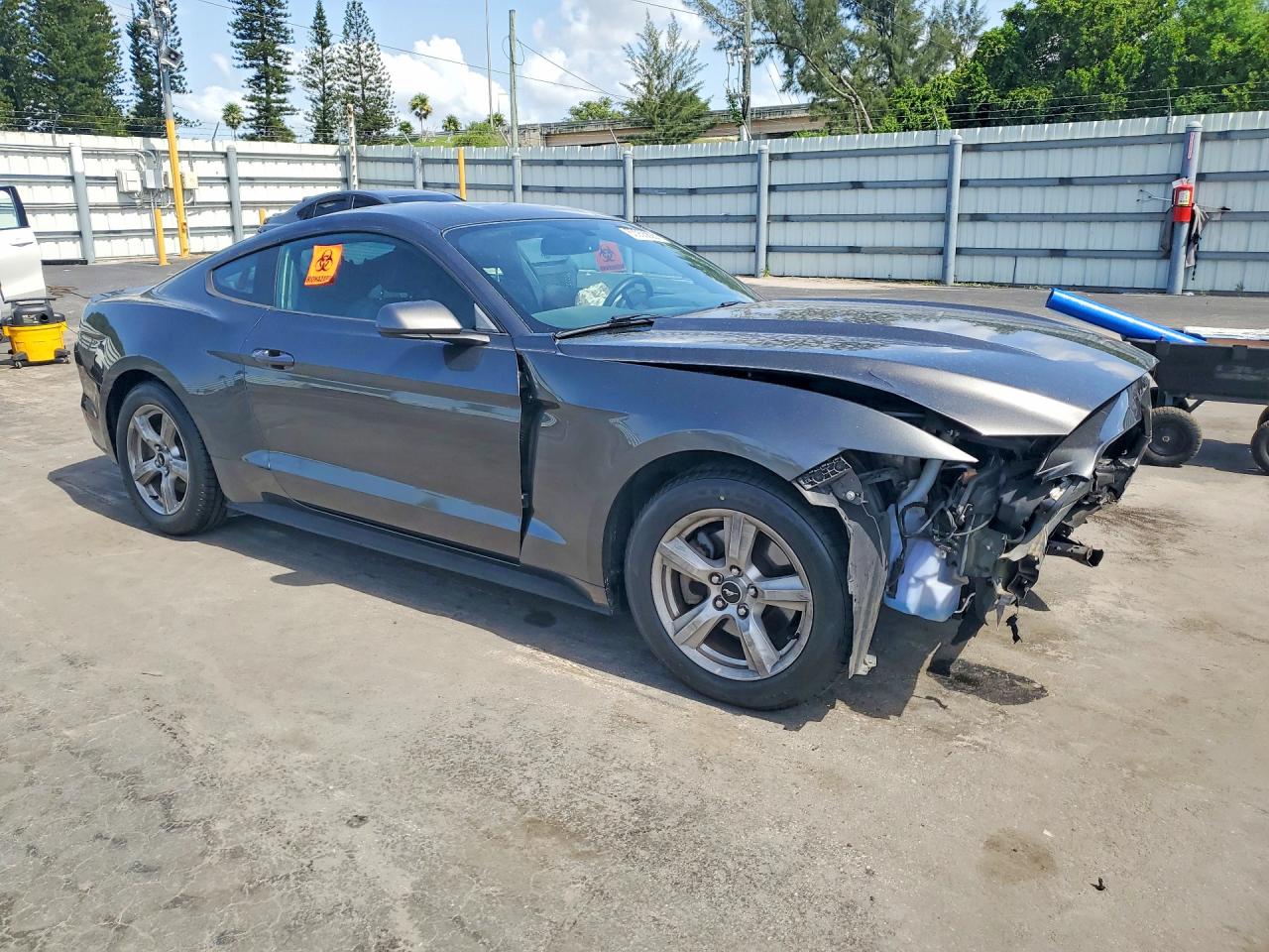 2017 FORD MUSTANG — снимка 4