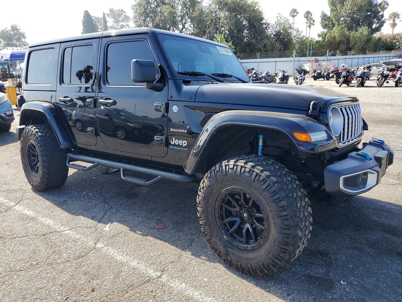 2024 JEEP WRANGLER SAHARA 4XE — снимка 4