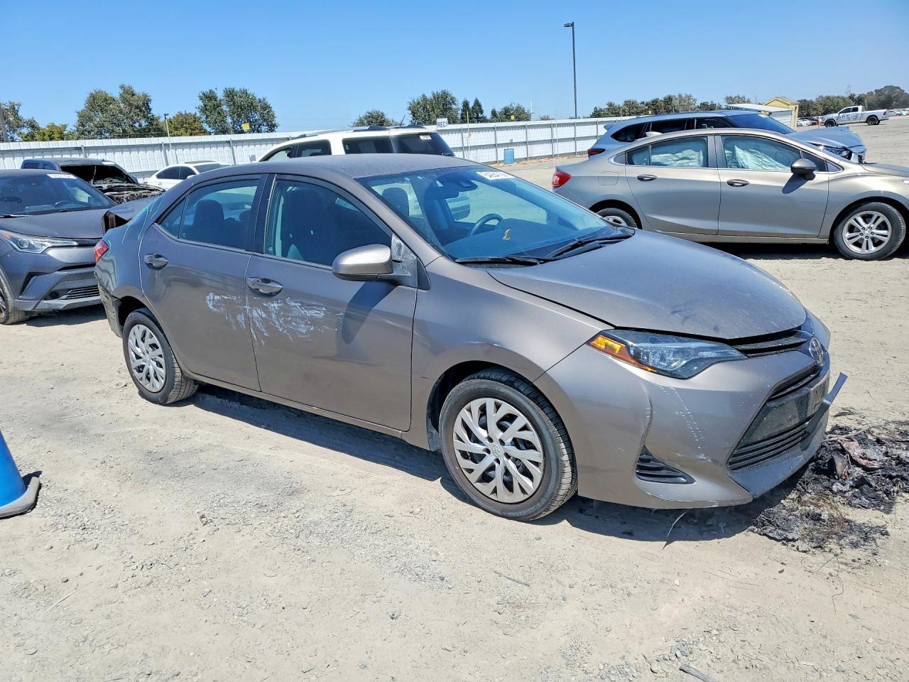 2017 TOYOTA COROLLA LE — снимка 4