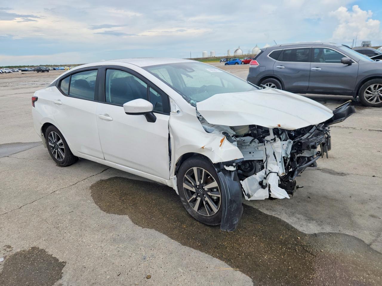 2025 NISSAN VERSA SV — снимка 4