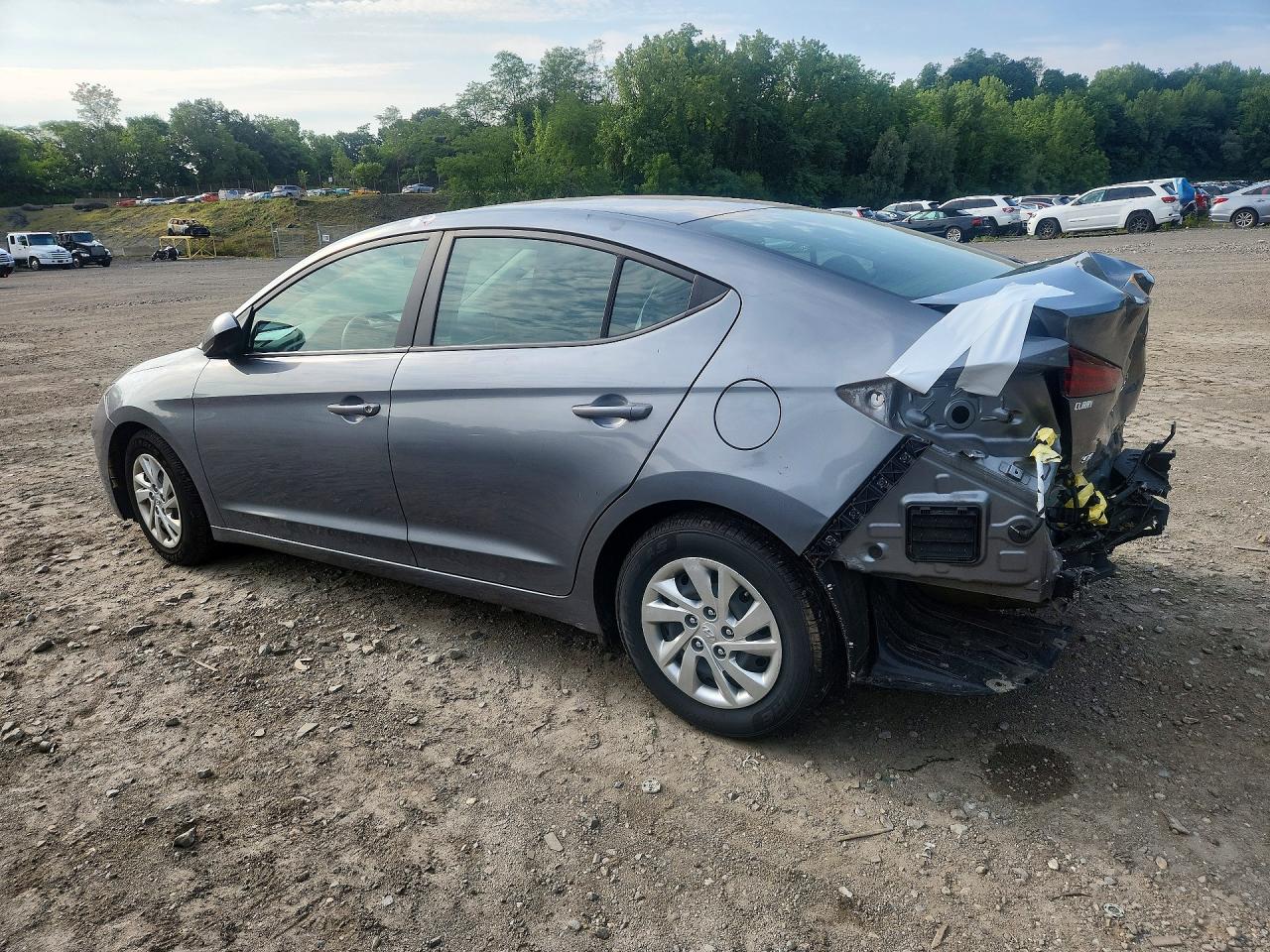2019 HYUNDAI ELANTRA SE — снимка 2
