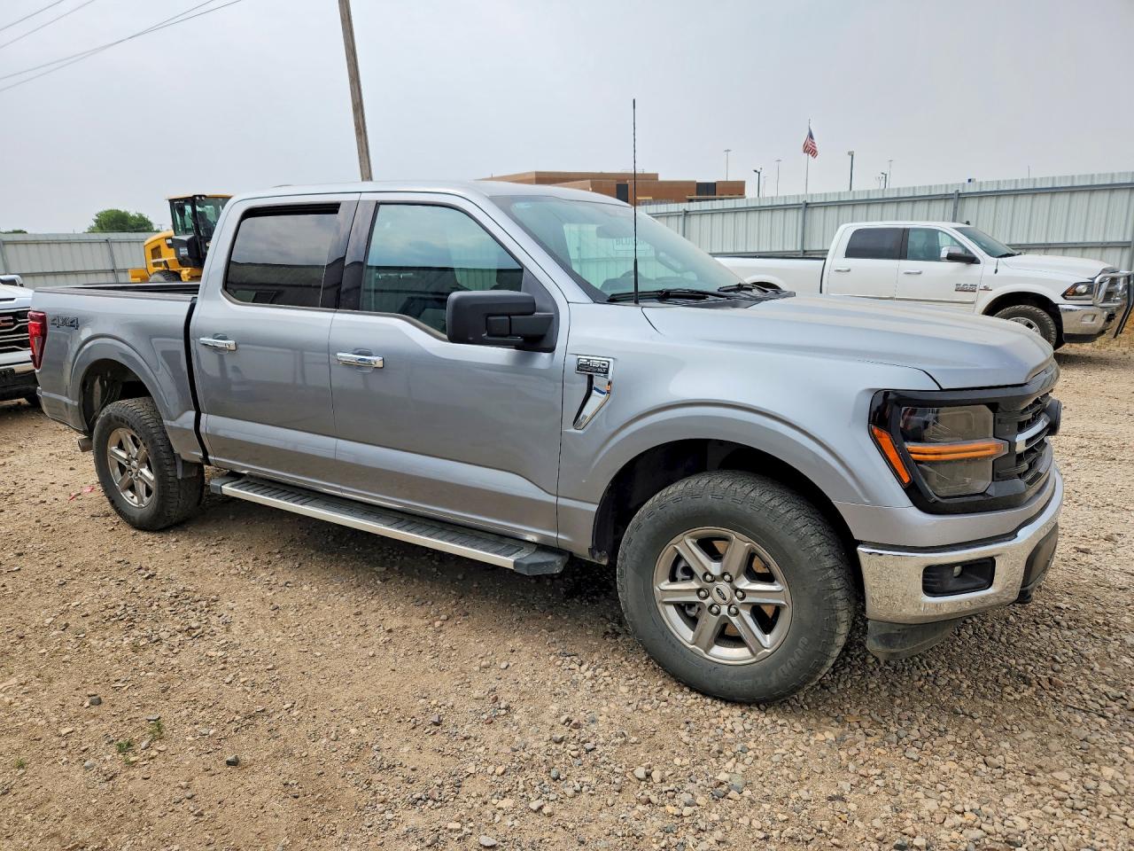 2025 FORD F150 XLT — снимка 4