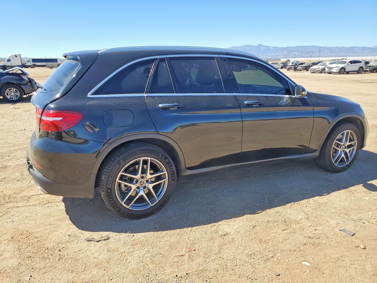 2019 MERCEDES-BENZ GLC 300 — снимка 3