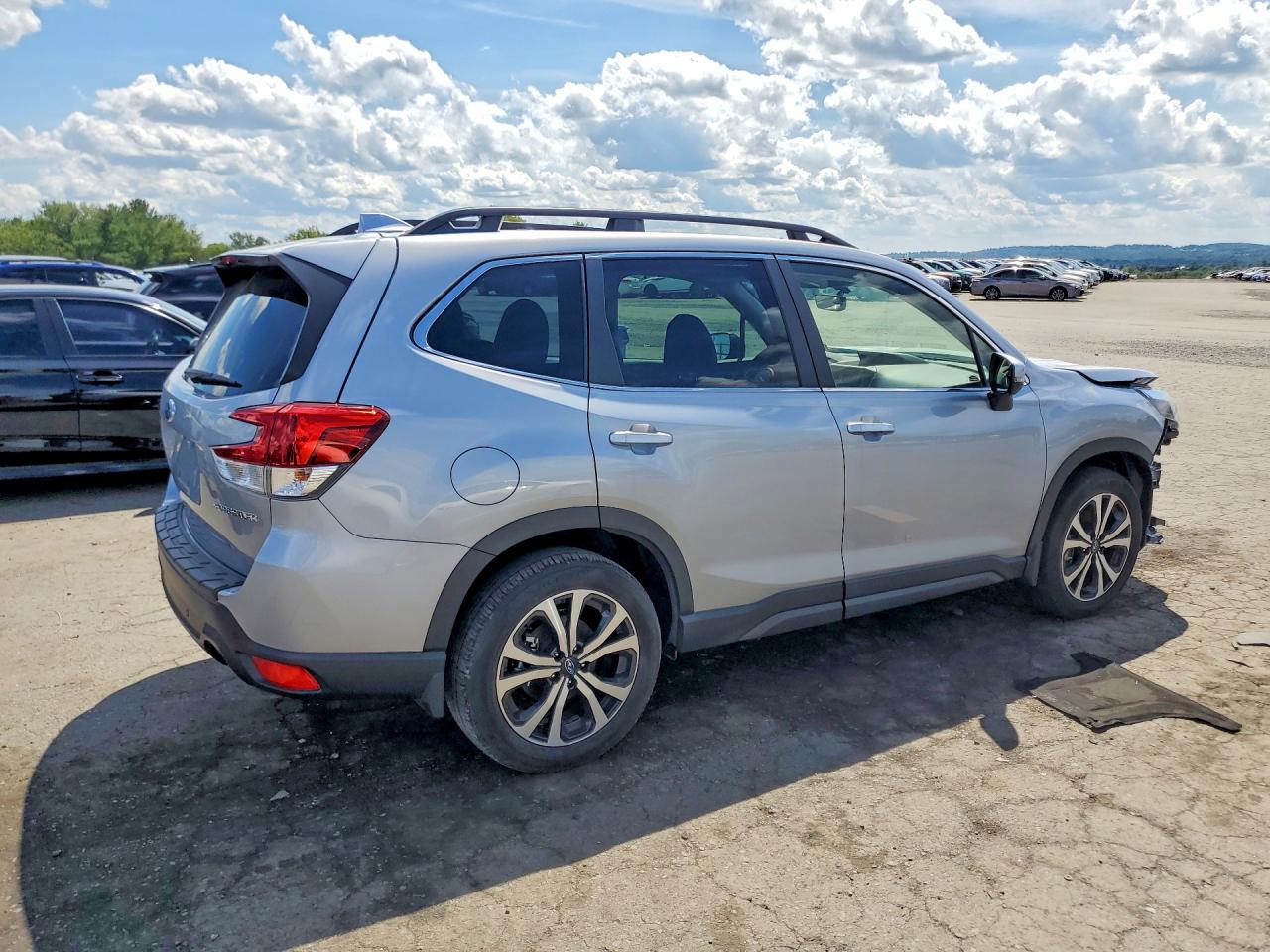 2023 SUBARU FORESTER LIMITED — снимка 3