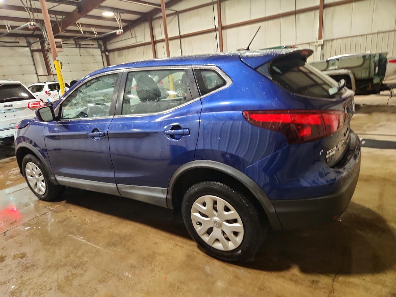 2017 NISSAN ROGUE SPORT S — снимка 2