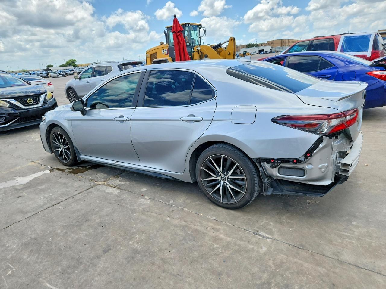 2022 TOYOTA CAMRY SE — снимка 2