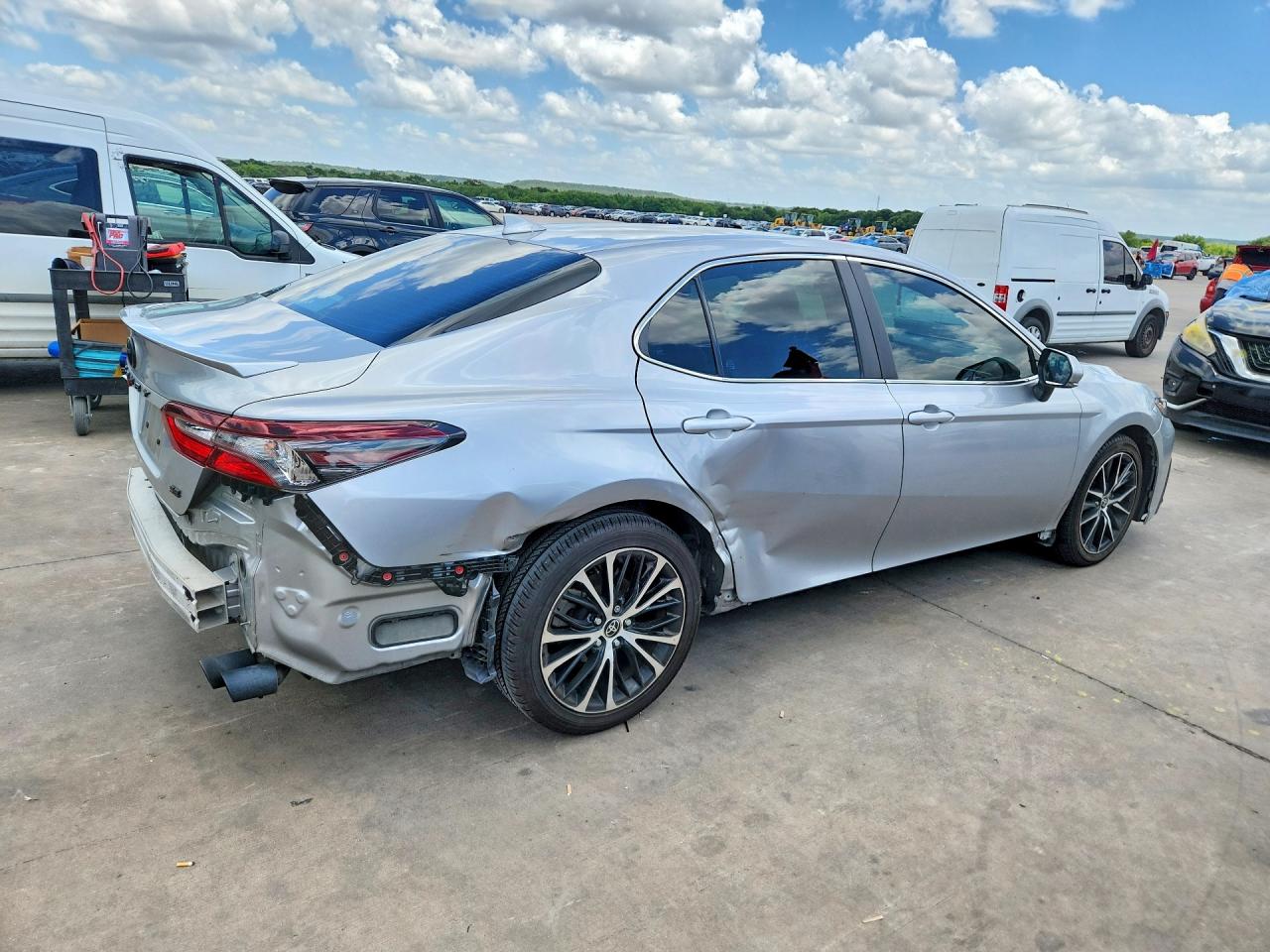 2022 TOYOTA CAMRY SE — снимка 3