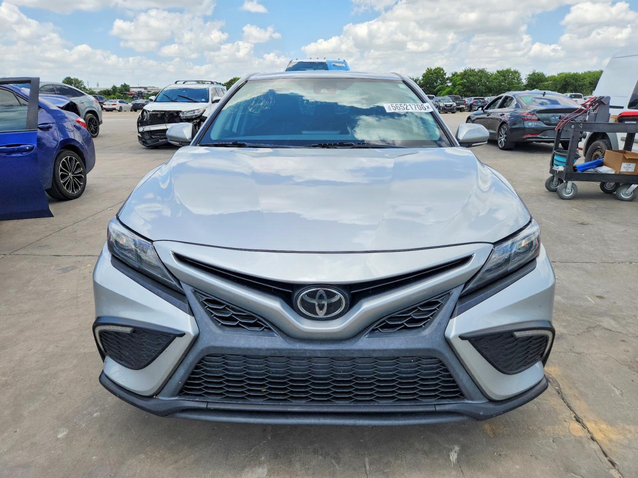 2022 TOYOTA CAMRY SE — снимка 5