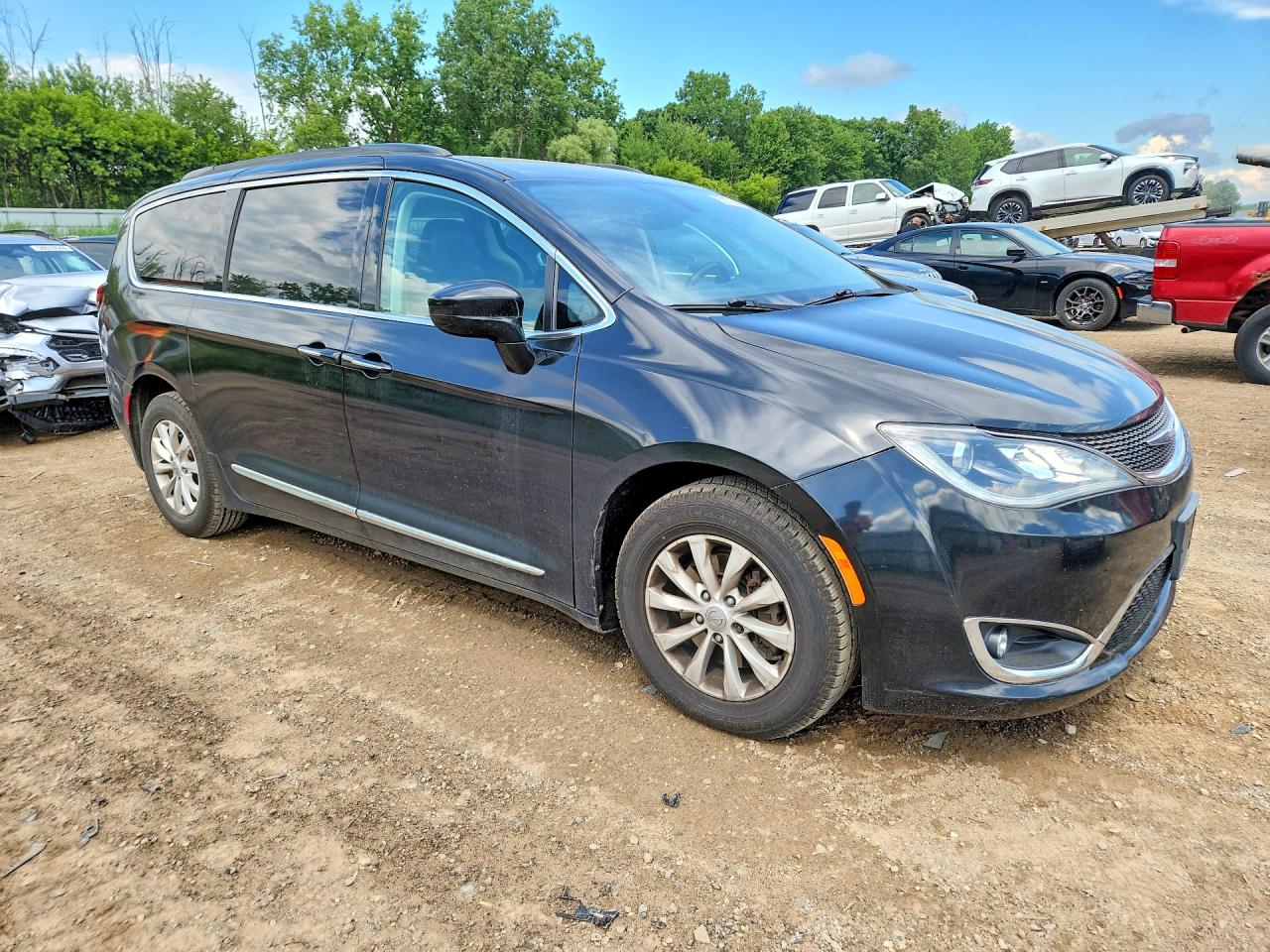 2017 CHRYSLER PACIFICA TOURING L — снимка 4