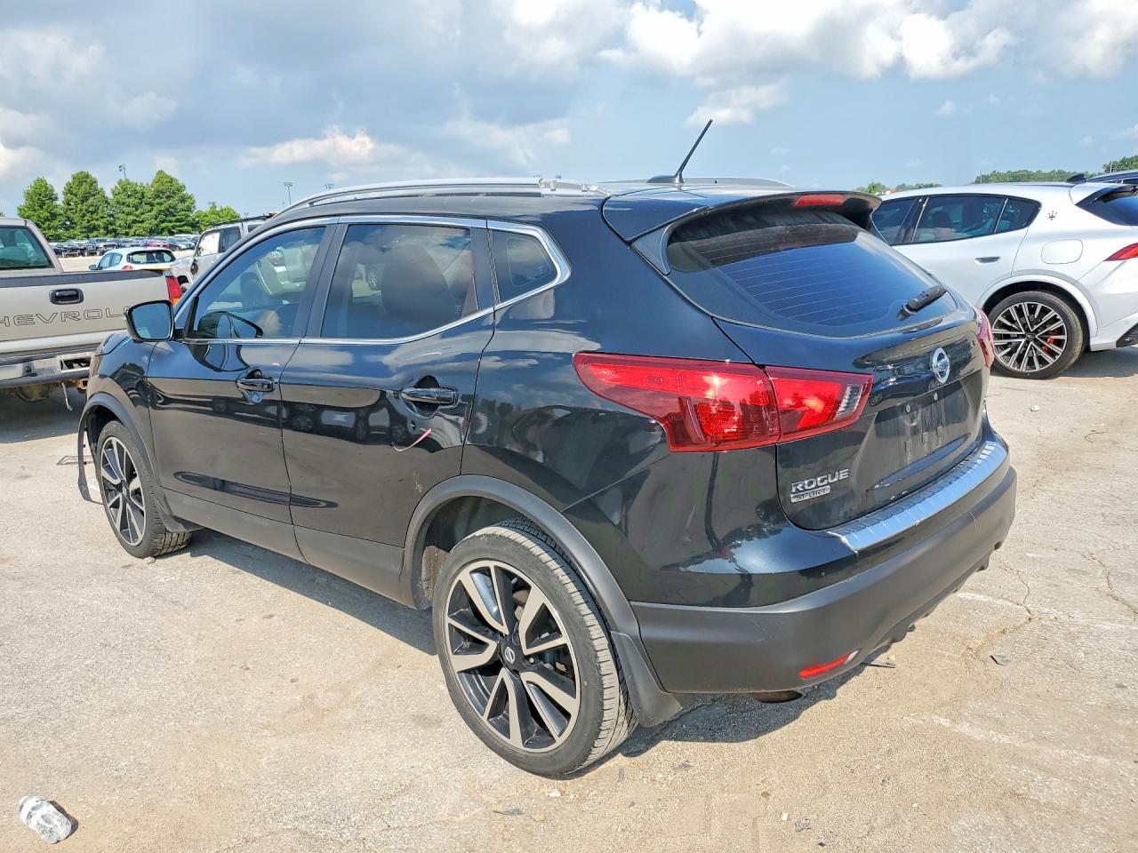 2018 NISSAN ROGUE SPORT SL — снимка 2