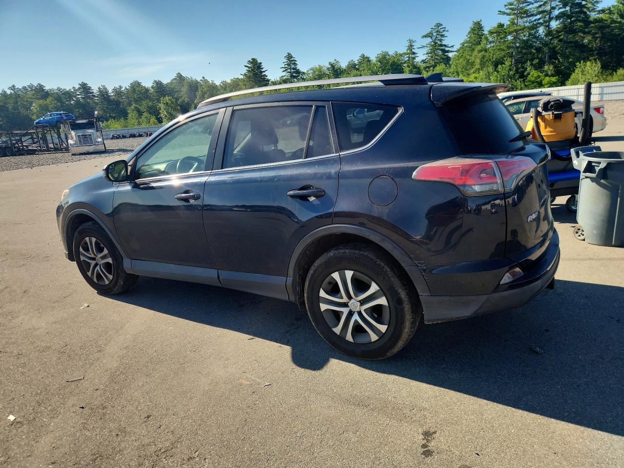 2017 TOYOTA RAV4 LE — снимка 2