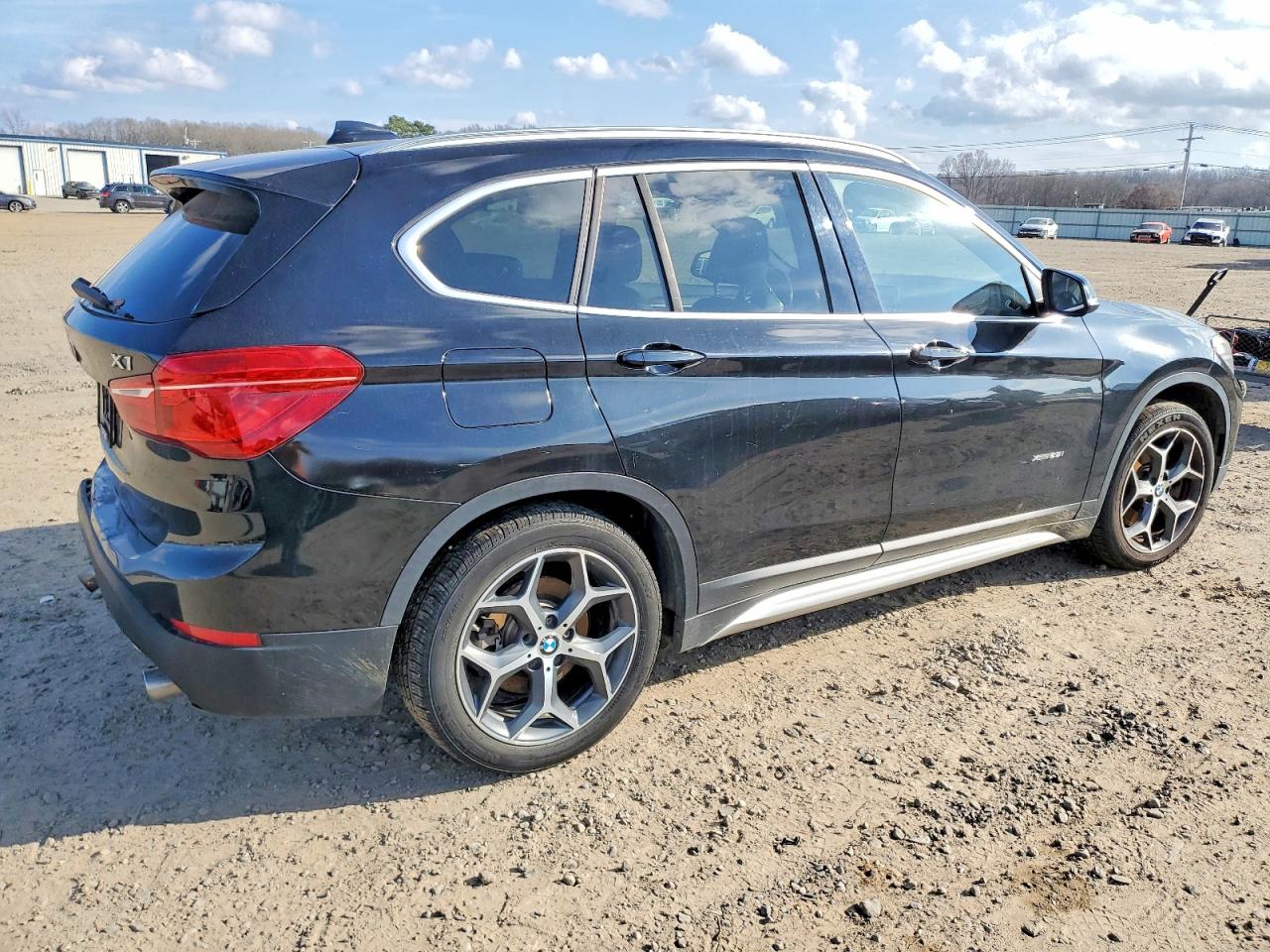 2016 BMW X1 XDRIVE28I — снимка 3